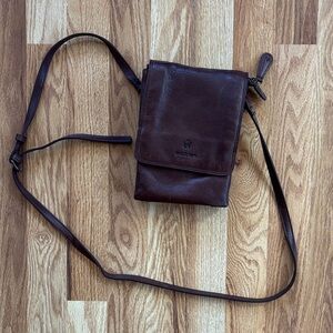 Oak & Tan Leather Crossbody Bag